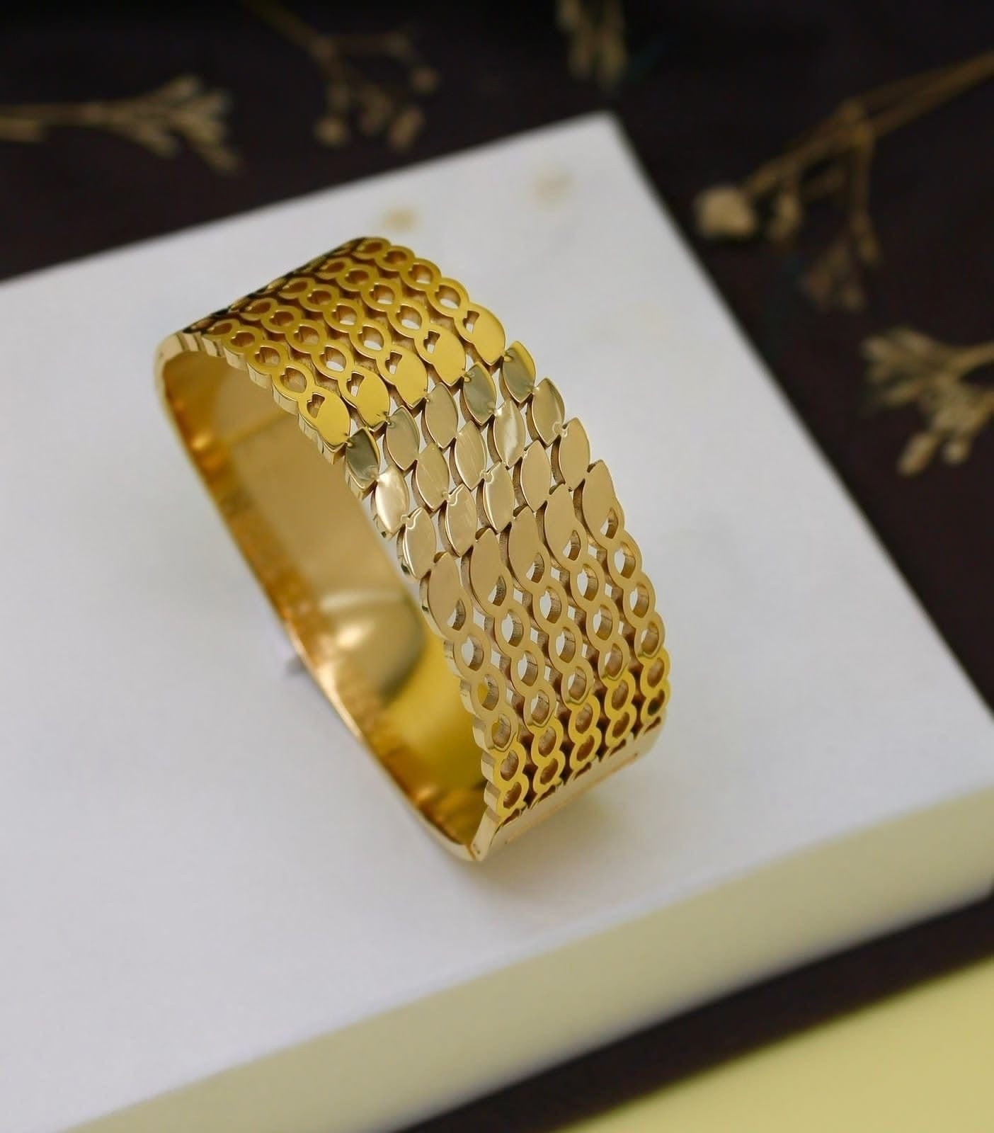 Anti Tarnish Broad Bracelet