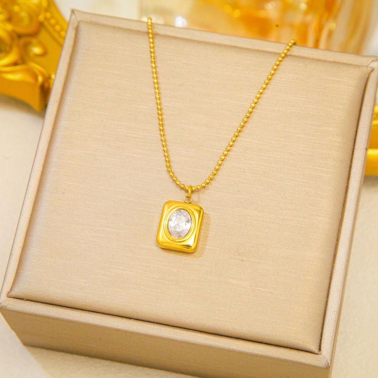Beautiful Gold Plated Pendant in 3 Different Colors