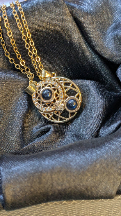 Sun and Moon Couple Necklace, Unisex Fashion Pendant Collarbone Chain in Gold Color