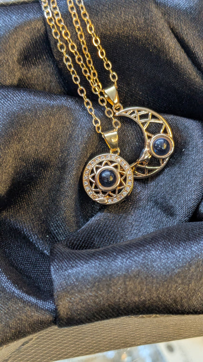 Sun and Moon Couple Necklace, Unisex Fashion Pendant Collarbone Chain in Gold Color