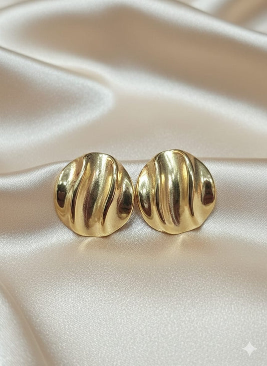 Stainless Steel Wave Pattern Round Shape Stud Earrings for Women