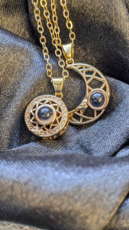 Sun and Moon Couple Necklace, Unisex Fashion Pendant Collarbone Chain in Gold Color