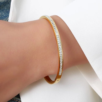 Golden Aura Zirconia Bracelet